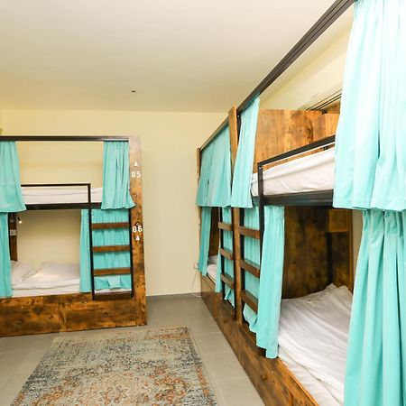 The Villa Hostel - By Lunar Abou Dabi Extérieur photo