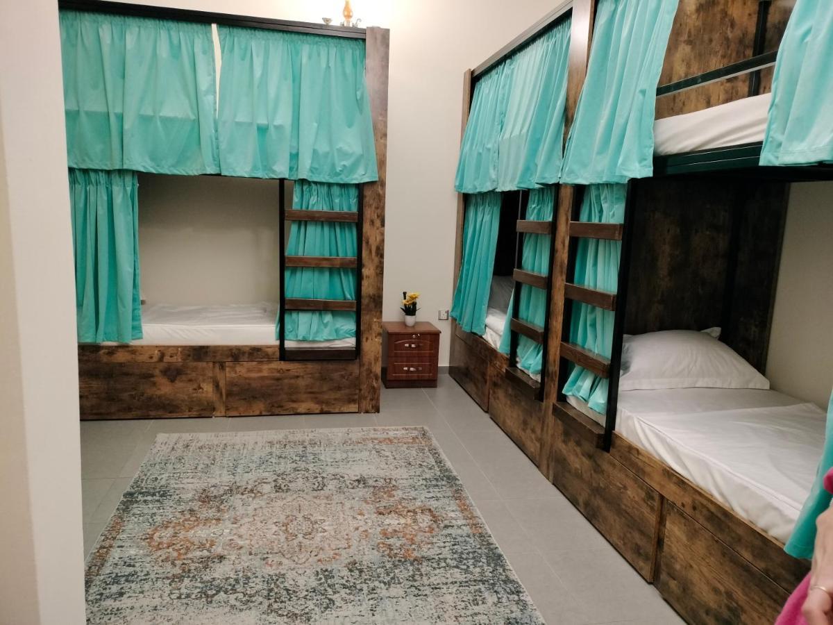 The Villa Hostel - By Lunar Abou Dabi Extérieur photo