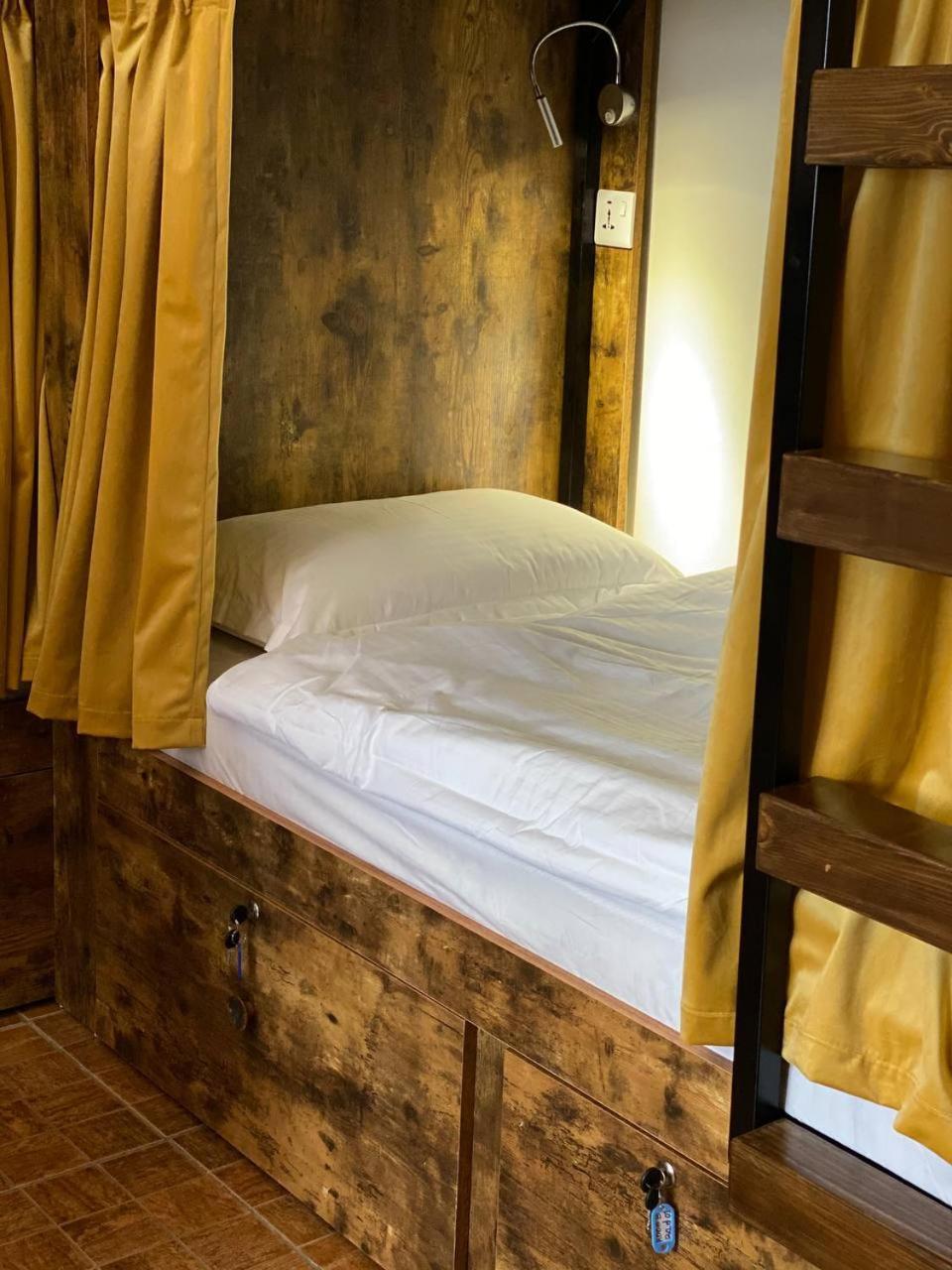 The Villa Hostel - By Lunar Abou Dabi Extérieur photo