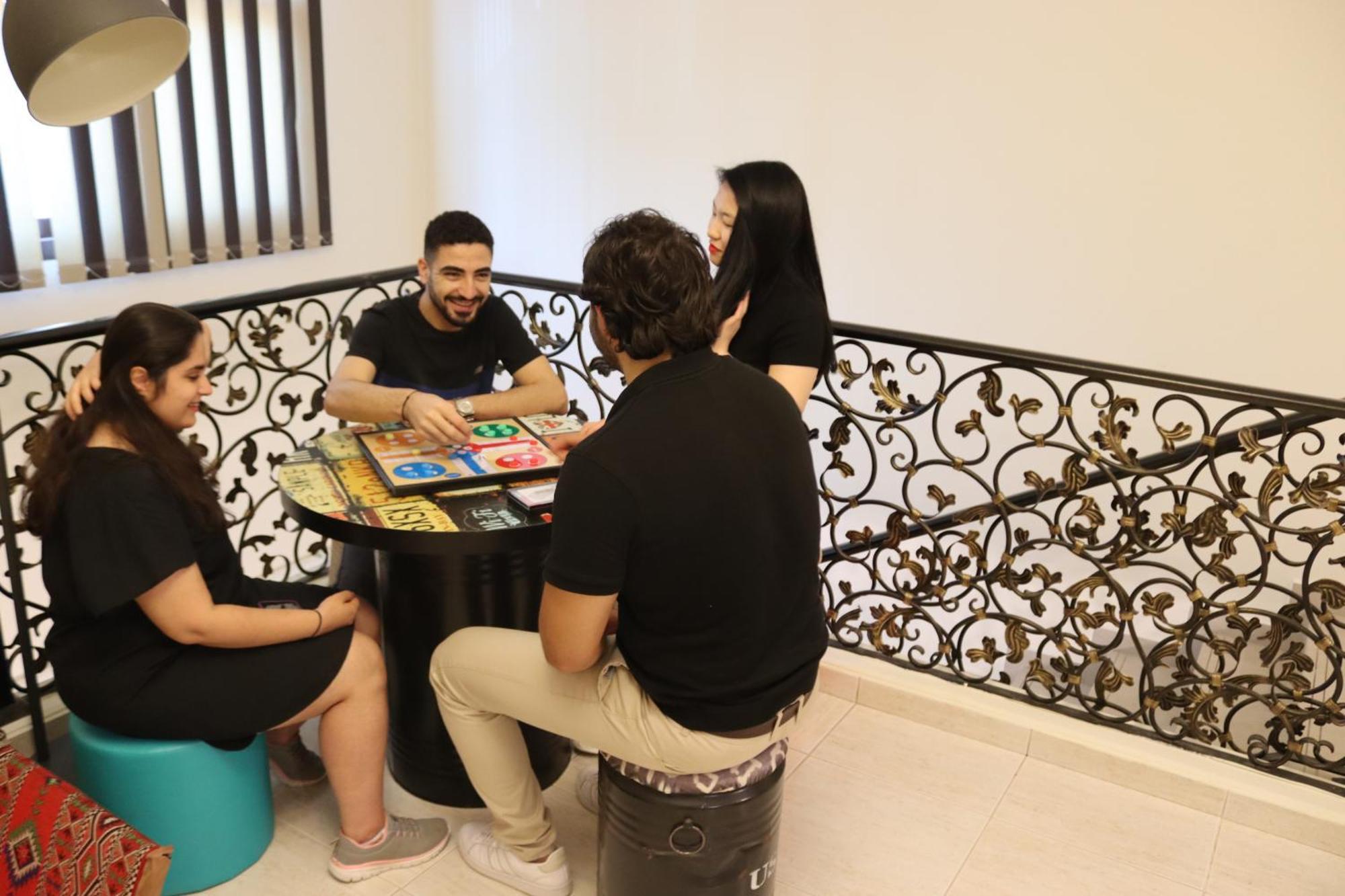 The Villa Hostel - By Lunar Abou Dabi Extérieur photo