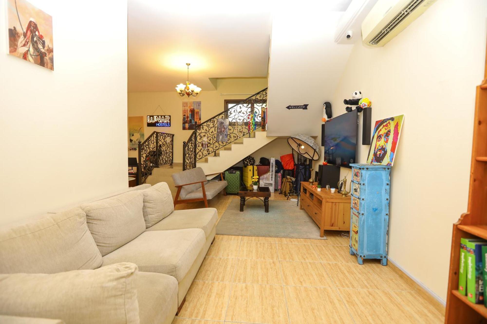 The Villa Hostel - By Lunar Abou Dabi Extérieur photo